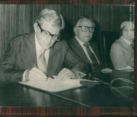Visita do Governador Francelino (al02- capa)