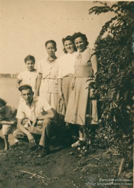 Familiares e conhecidos 15