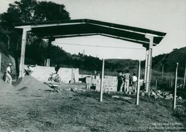 Construção do galpão do Projeto Reciclar