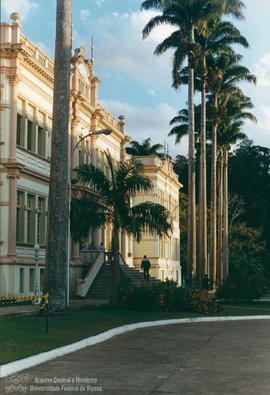 Escadaria para o saber