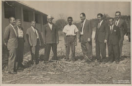 Secretário de Agricultura visitando o campus