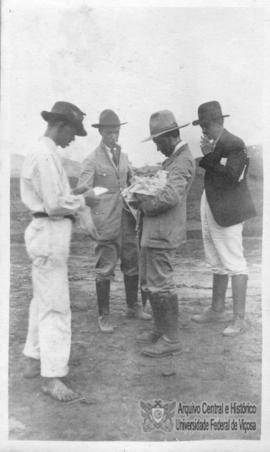 Pagamento aos operários da construção do Prédio Principal