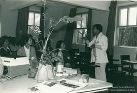 Aula prática de  jardinagem